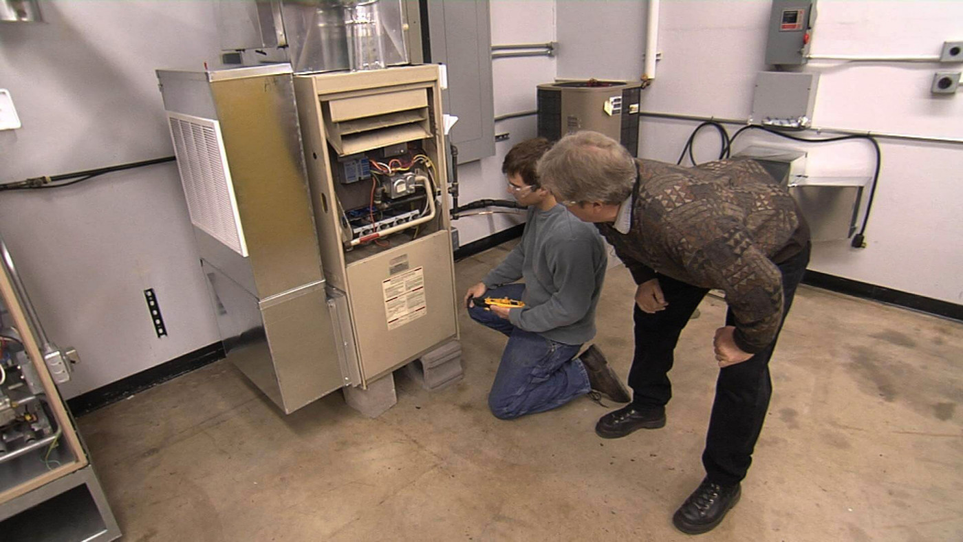 Inspecting a furnace